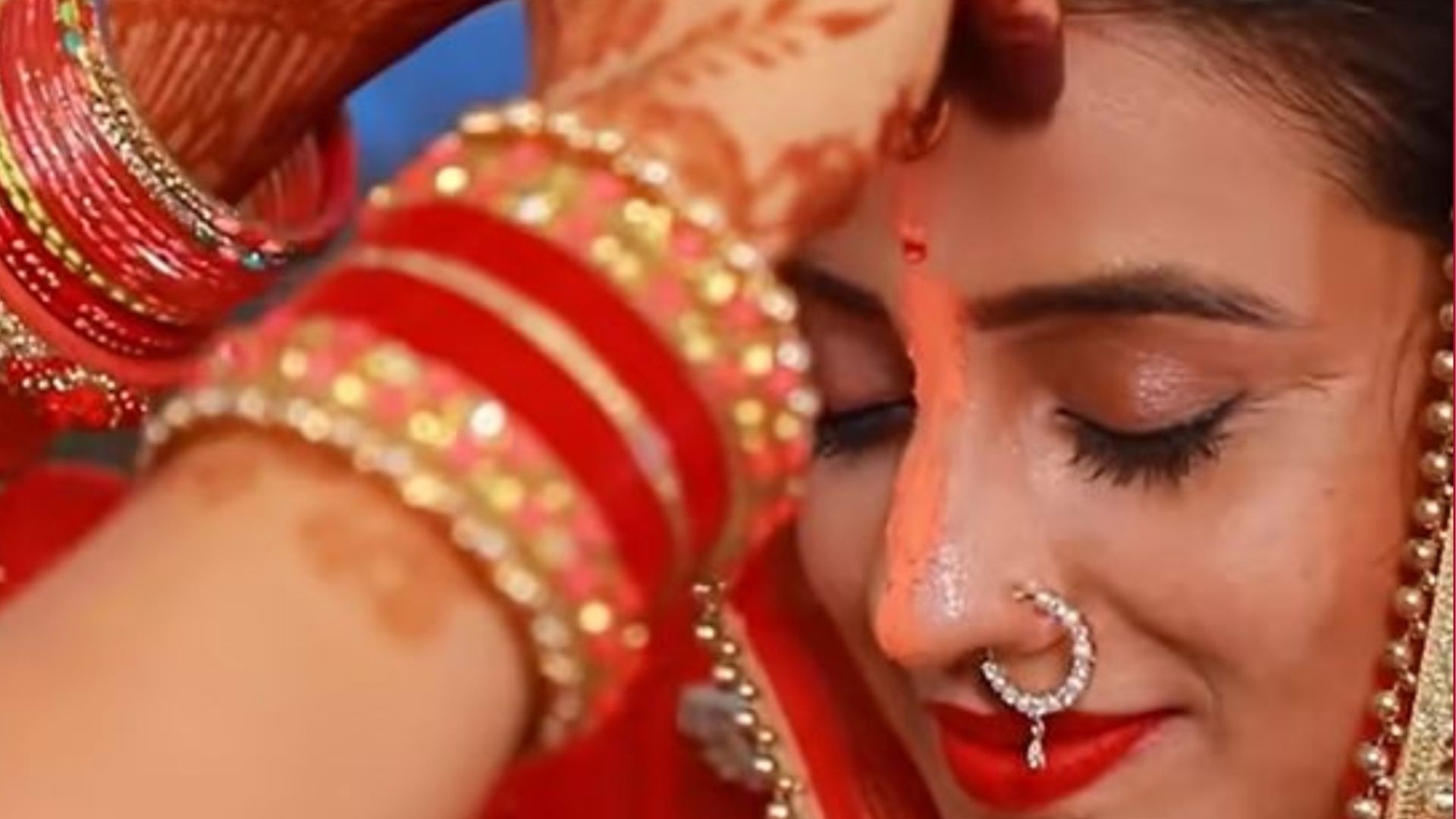 Hartalika Teej पर महिलाएं नाक से मांग तक क्यों लगाती हैं पीला सिंदूर?