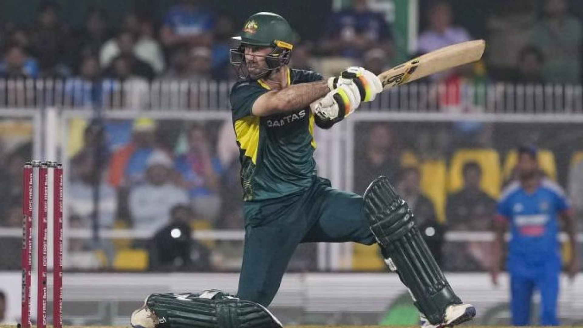 IND vs AUS: मैक्सवेल के तूफानी शतक से तीसरे टी 20 में ऑस्ट्रेलिया की जीत