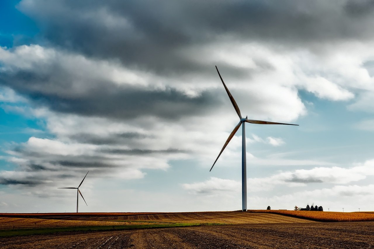 World’s Largest Wind Farm Goes Online, Powering Millions of Homes